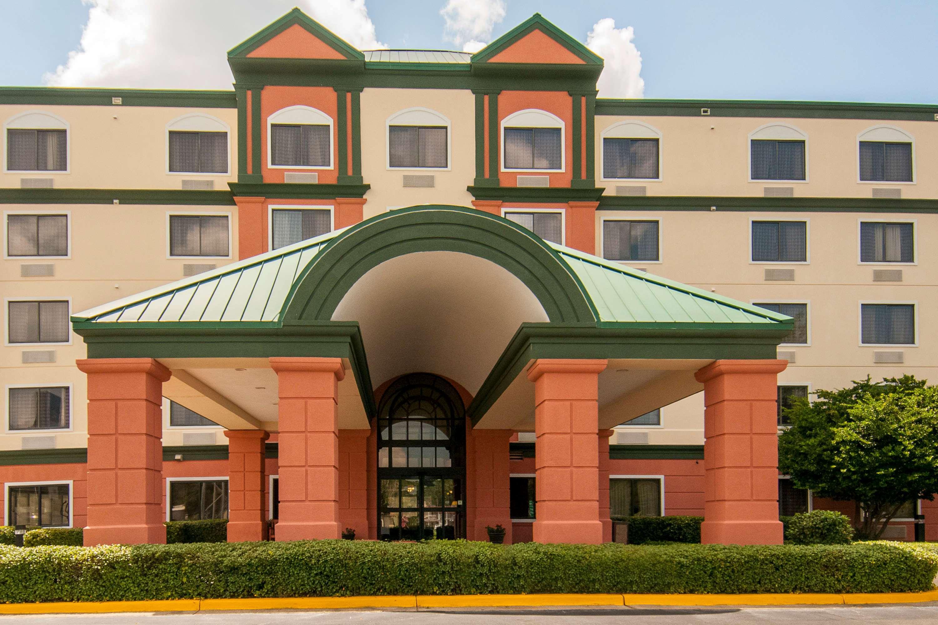 Baymont By Wyndham Jackson/Ridgeland Hotel Exterior photo