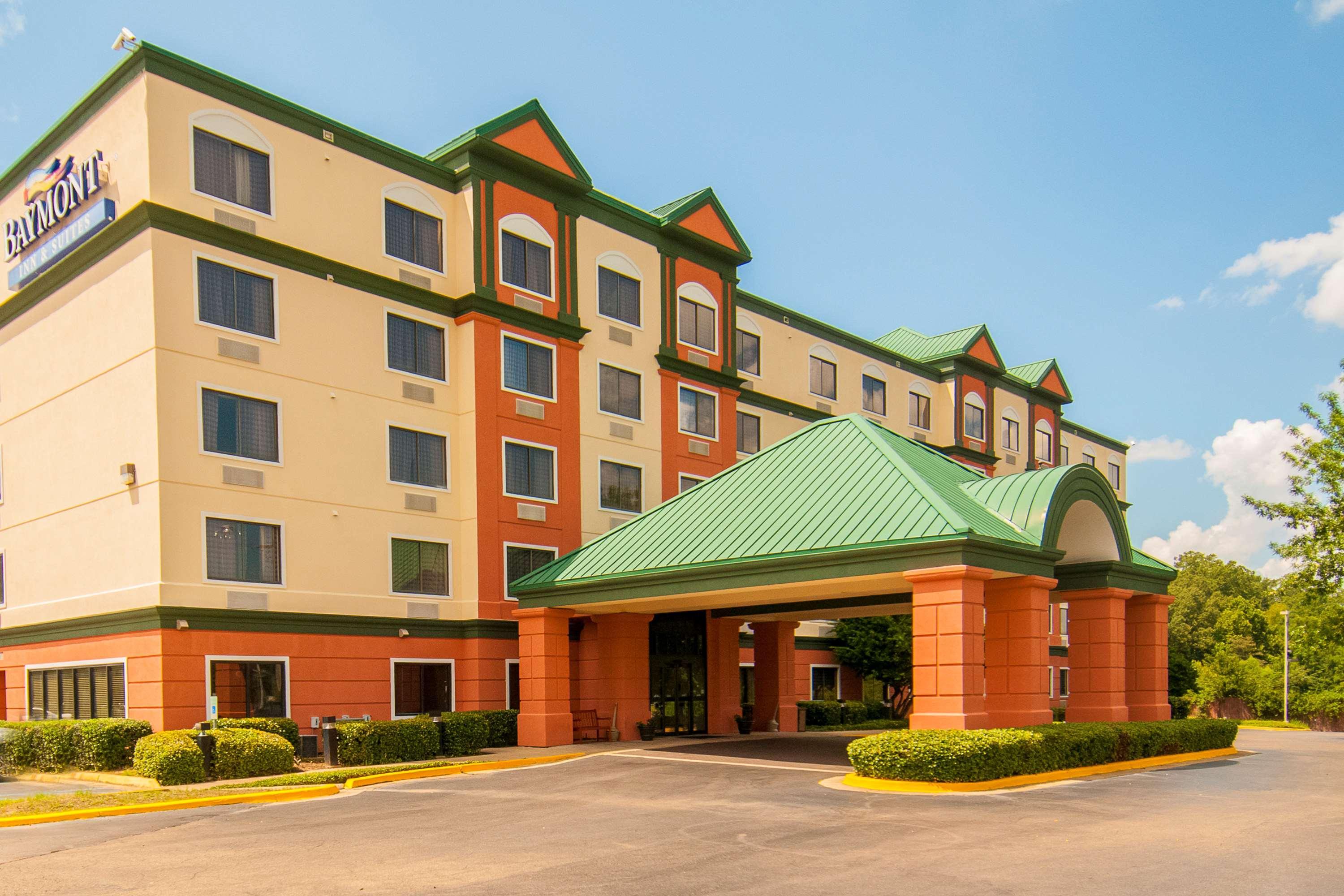 Baymont By Wyndham Jackson/Ridgeland Hotel Exterior photo