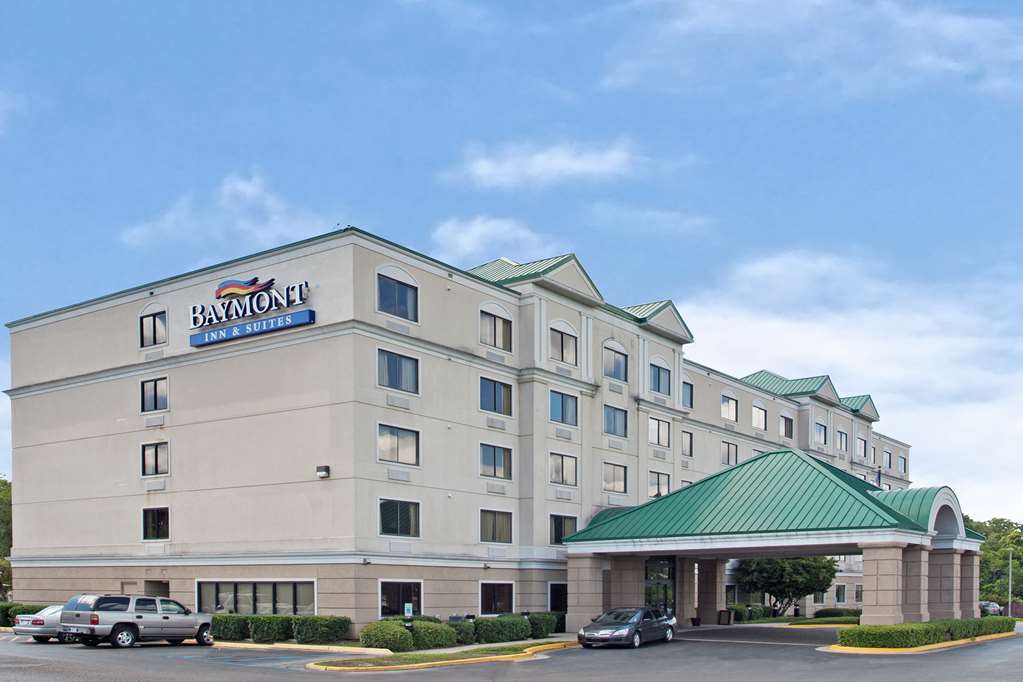 Baymont By Wyndham Jackson/Ridgeland Hotel Exterior photo